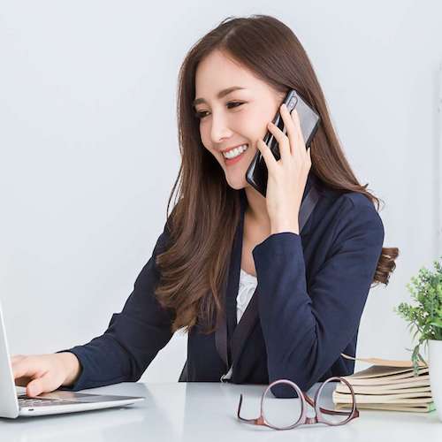 Bai-viet-quan-ly-hay-chuyen-vien-ban-chon-con-duong-su-nghiep-nao-desktop-1366x560