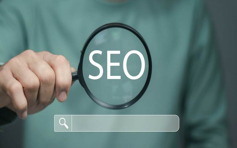 Tiếp cận khách hàng online bằng cách tối ưu website và công cụ tìm kiếm SEO